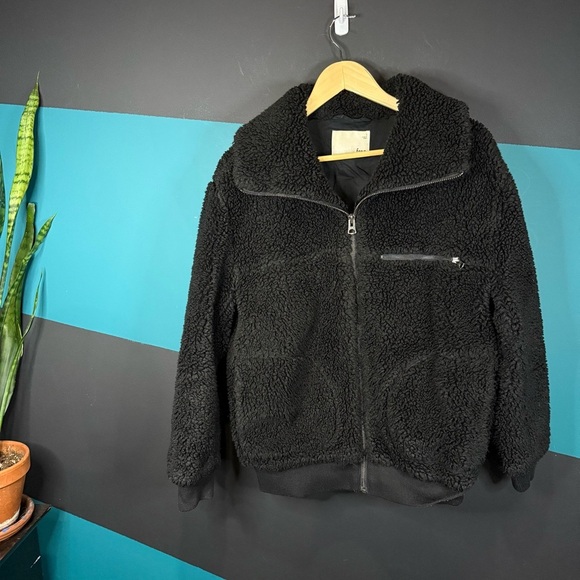 Wilfred Black Puffer Jacket - Picture 4 of 15
